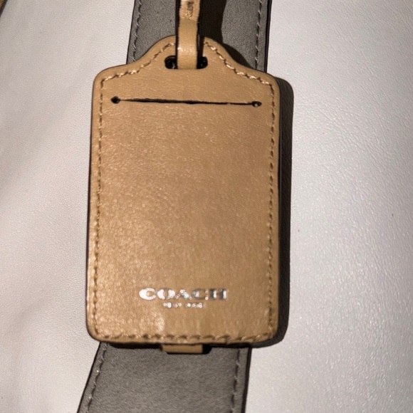 Coach White and Gray Satchel with Tan Accents - Picture 4 of 16